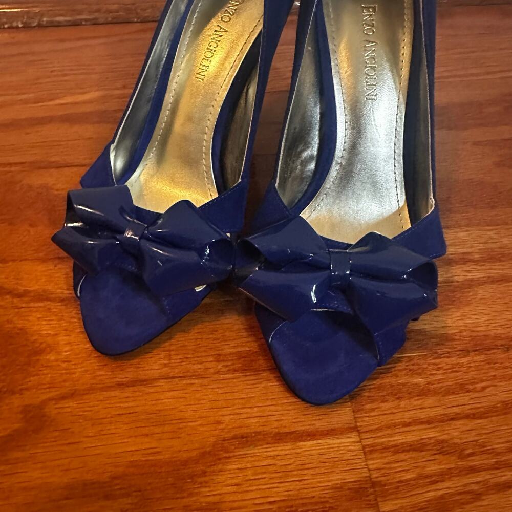 Enzo Angiolini Blue Suede Bow Pumps sz 8 - Picture 5 of 9